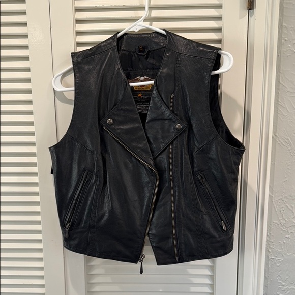 Women’s leather Harley vest - Picture 1 of 7